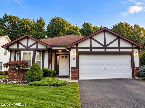 98 Murray Hill Terrace, Marlboro, NJ 07746