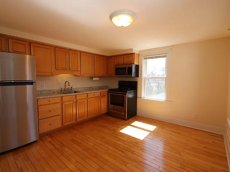 20B Whipple Rd #20-B — Photo 11