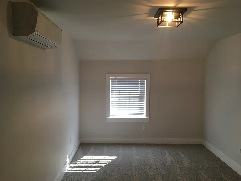 727 Main St #REAR — Photo 16