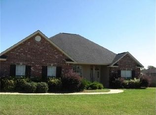 40 Lakeland Cir, Petal, MS 39465