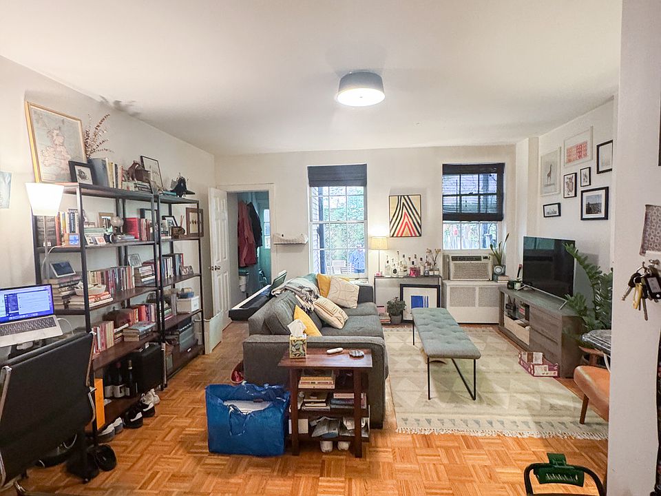 1st image of 442 W 20th St #1