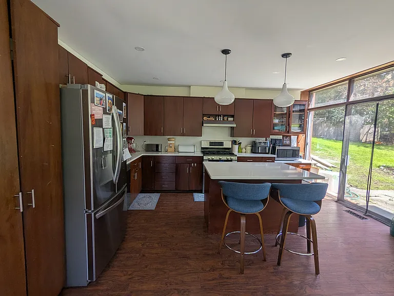 470 South St — Photo 23