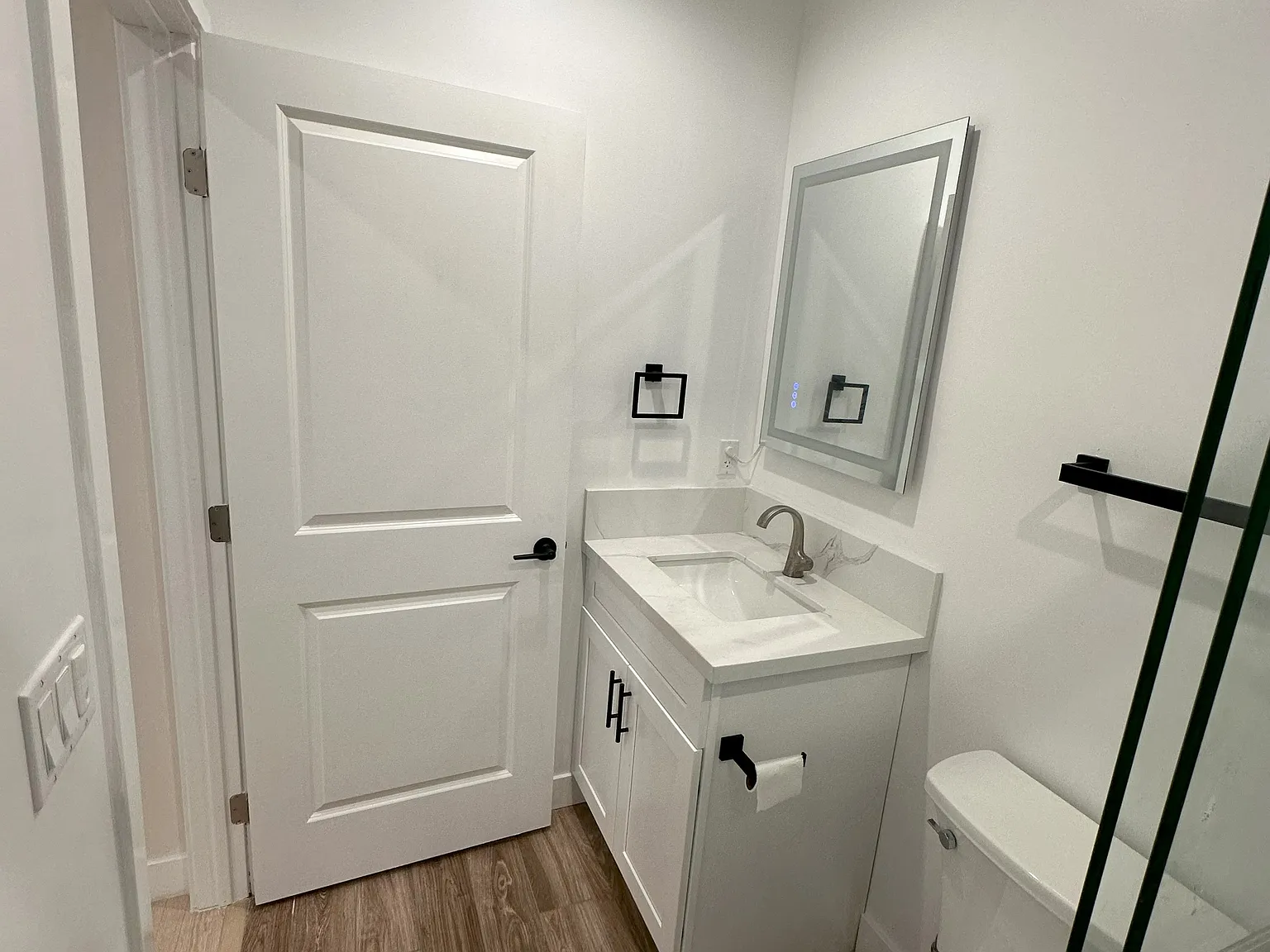 1 bed, 520 sqft, $2,095 — Photo 3