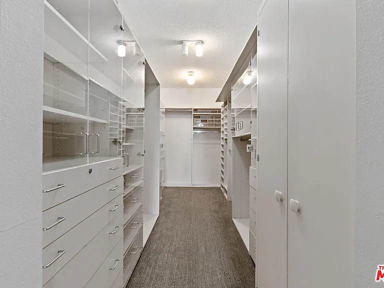 1830 Westholme Ave #101 — Photo 16