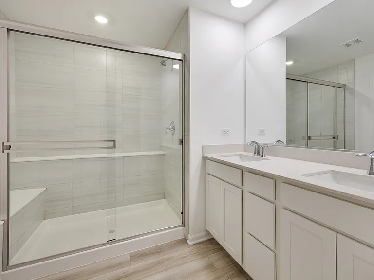 553 Wolverine Dr — Photo 14