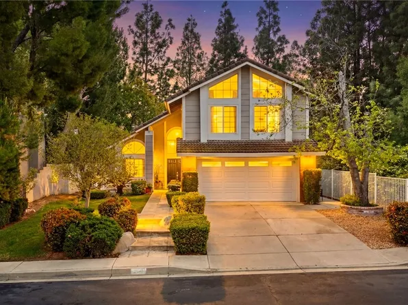 2541 Misty Mountain Dr, Corona, CA 92882