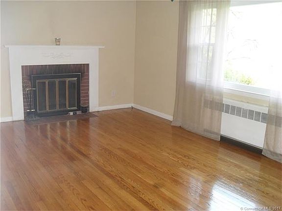 Another view of the living ...