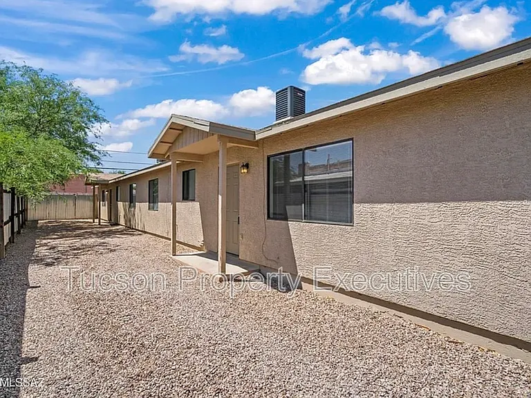 1107 W Sonora St #1 — Photo 30