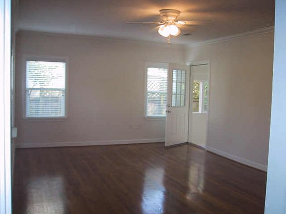 4th image of 6624 Meadowlawn St
