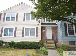 3 Pero Ct, Sayreville, NJ 08872