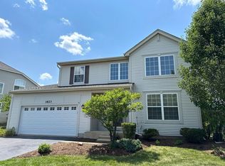 1623 Seaton Ln, Elgin, IL 60123