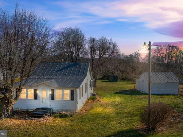 468 Ridgeview Rd, Brightwood, VA 22715