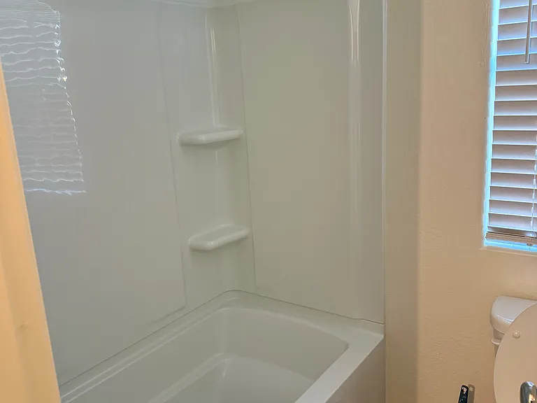 248 Grand View Ct — Photo 3