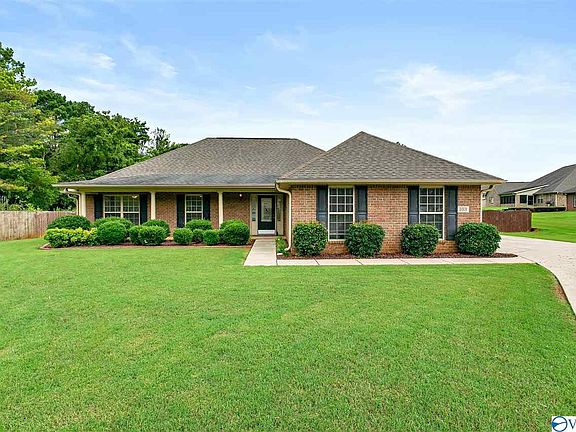 5th image of 103 Swan Pond Dr