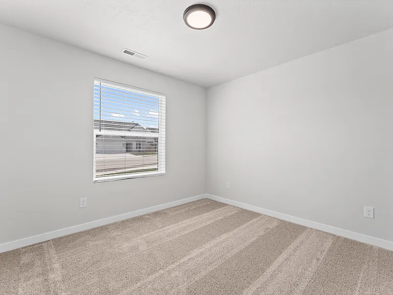 1576 Long Pond St — Photo 20