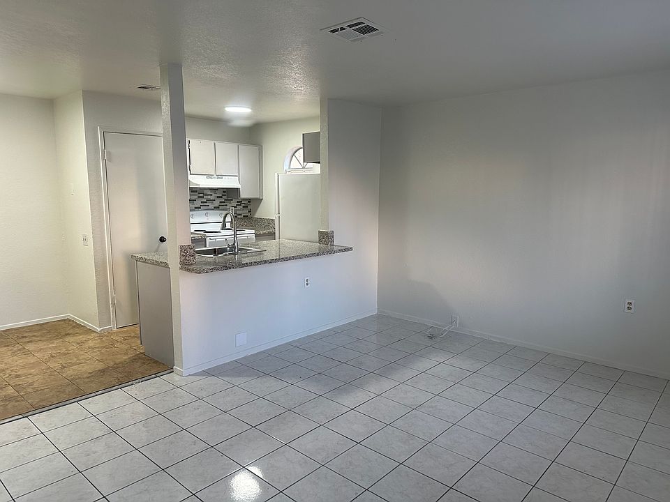 1st image of 3925 Aquamarine Way