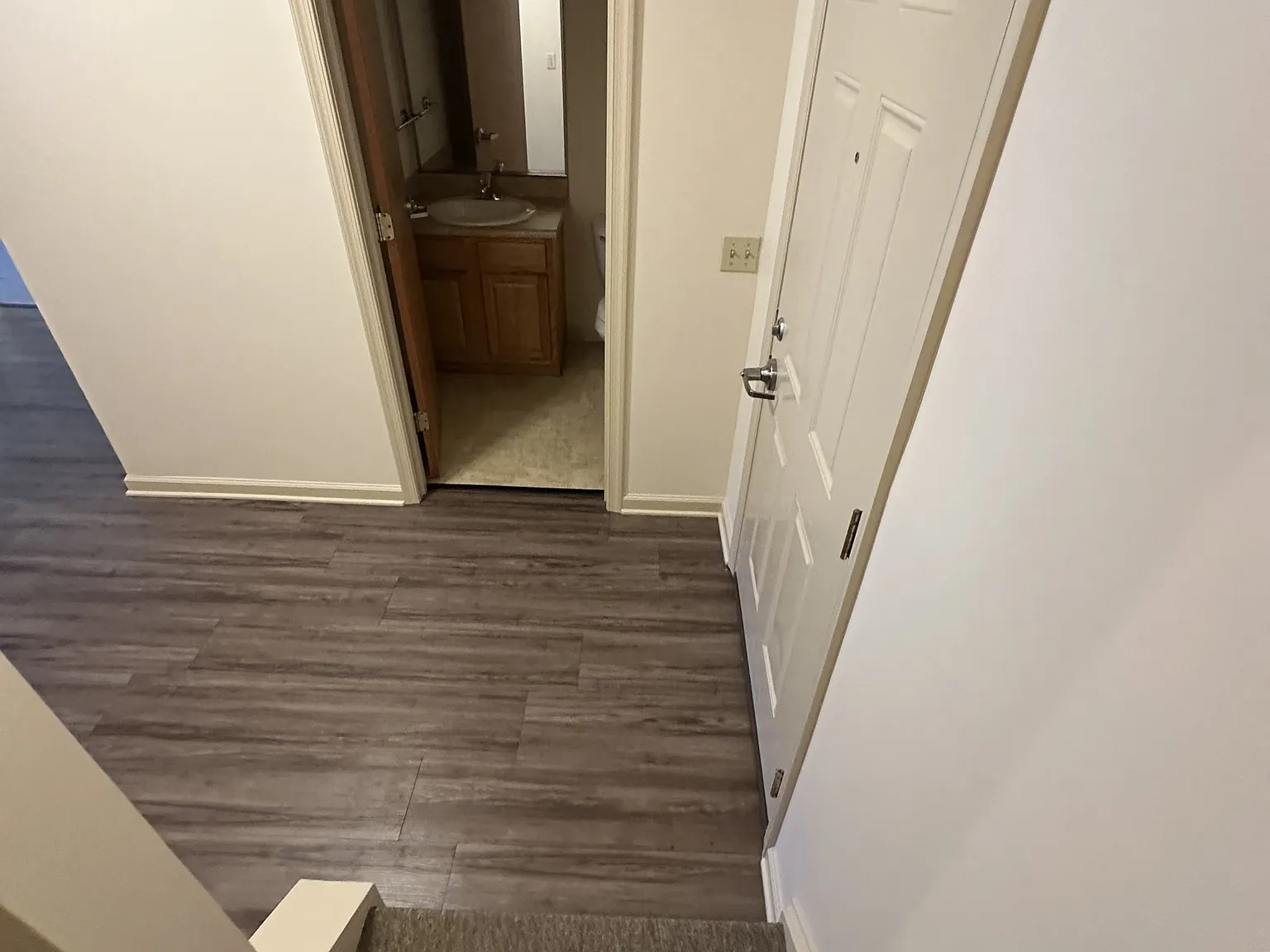Hot Point Cmns - 1007 — Photo 4