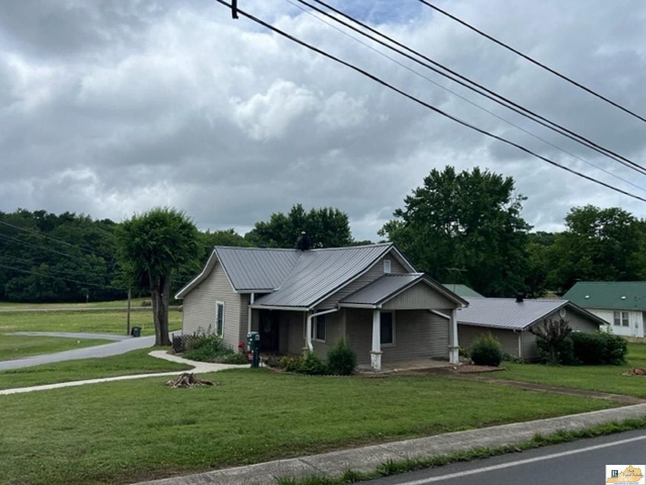 200 S Main St, Tompkinsville, KY 42167 MLS SC44640 Zillow