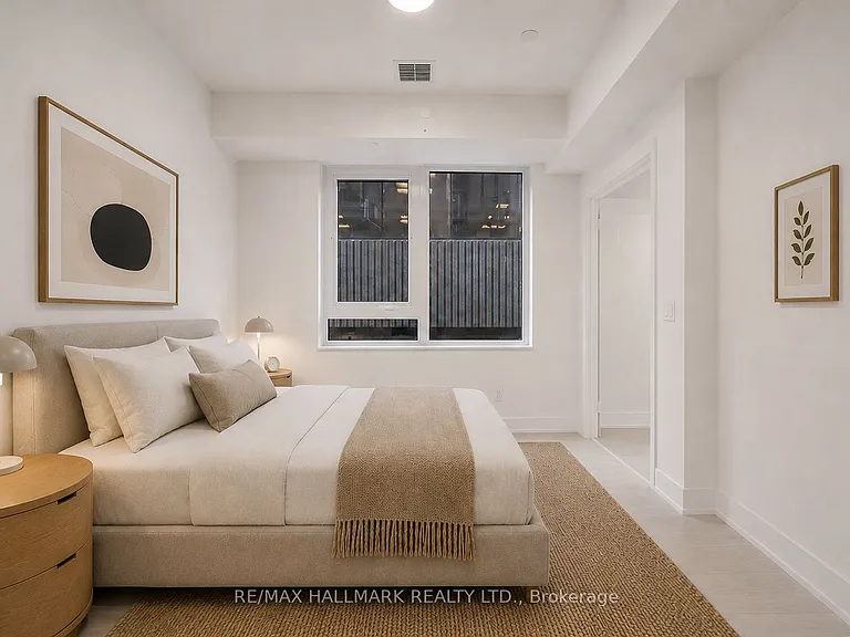 308 Jarvis St #210 — Photo 2