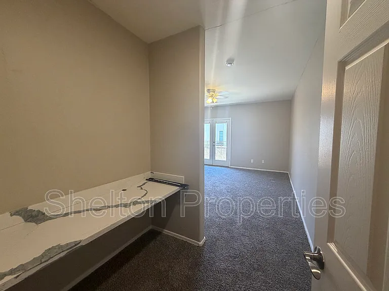 15818 N 25th St #110 — Photo 13