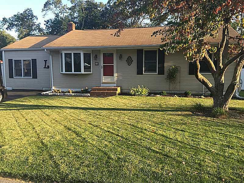 1st image of 23 Louise Dr