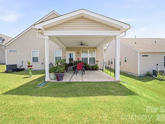 4th image of 7383 Latham Way #67