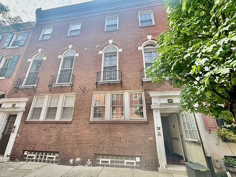 320 S 12th St — Photo 1