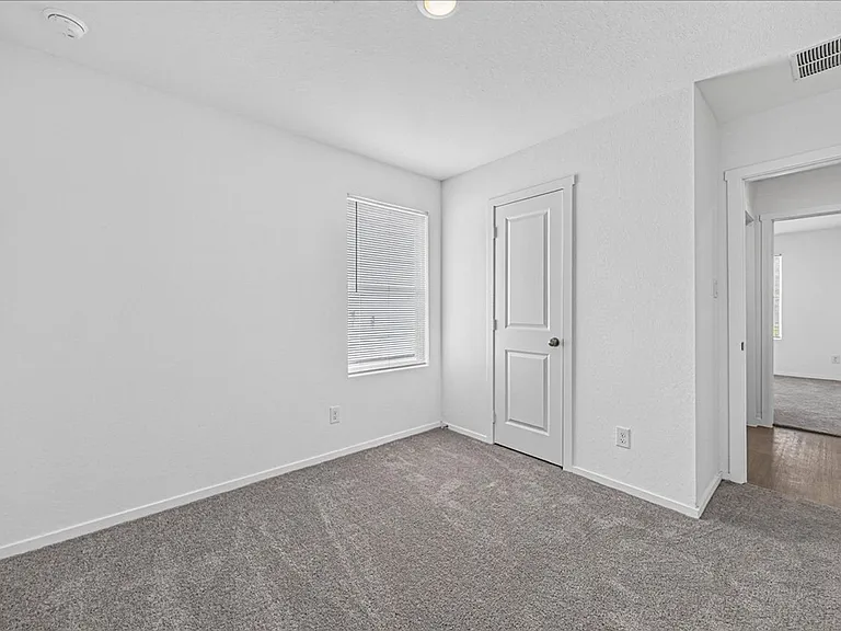 1314 Lady Yoli St — Photo 35
