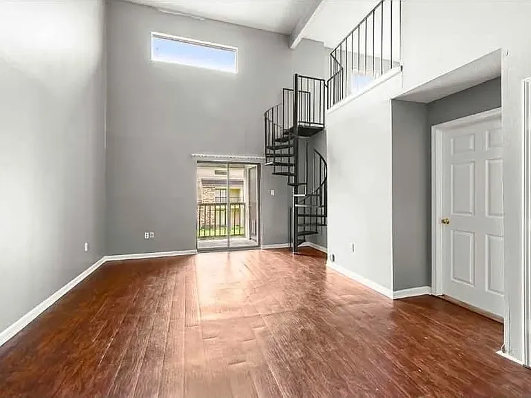 1724 S Brightside View Dr #J — Photo 1