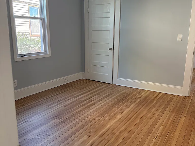 333 Ridgefield Ave #1 — Photo 7