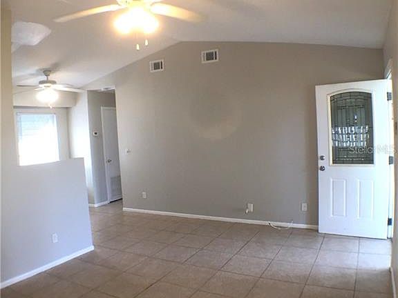 3rd image of 3926 15th Ave N