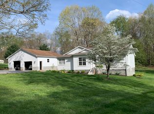 2132 Nile Rd, Summersville, WV 26651