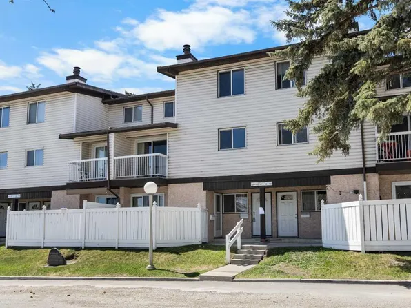 3705 E Fonda Way SE #57, Calgary, AB T2A 6G9