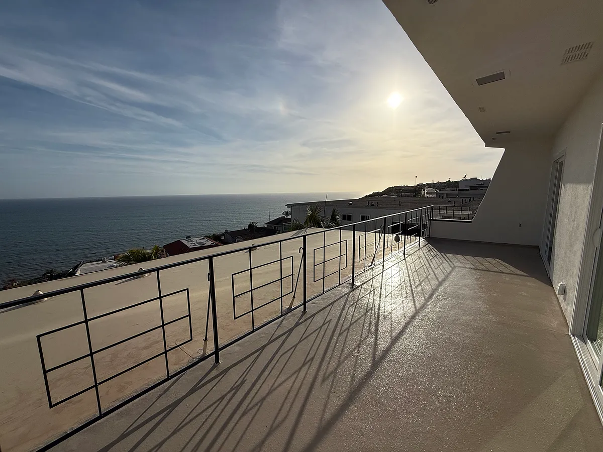 Building Photo - 18139 Coastline Dr #3