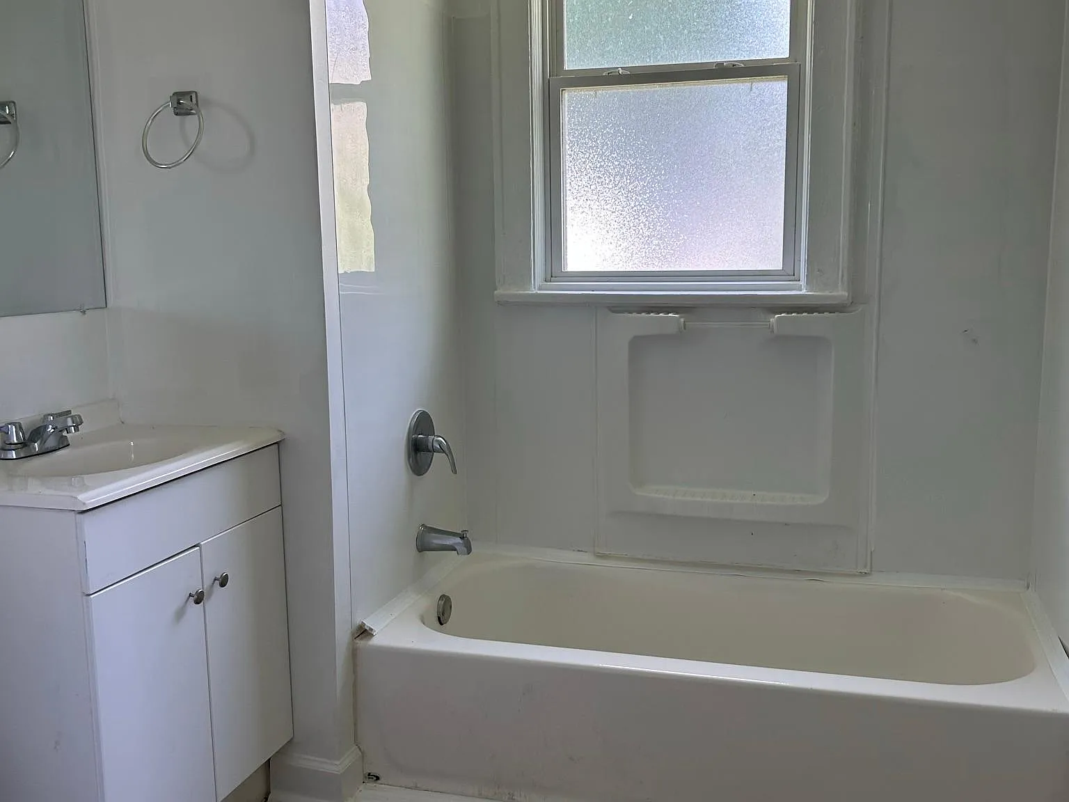 2 bed, 896 sqft, $1,150 — Photo 4