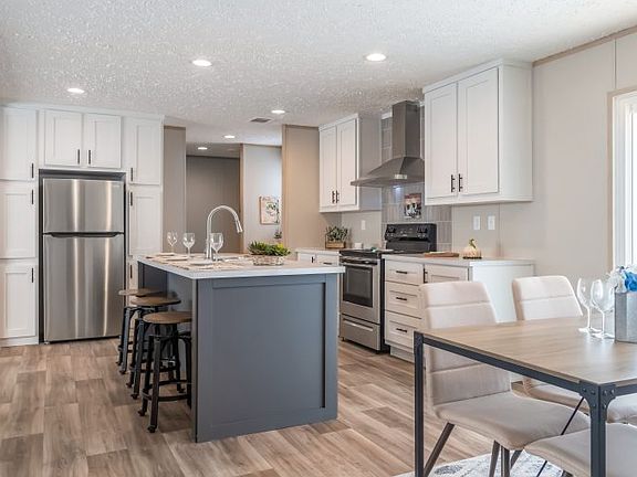 2nd image of 76 Morningstar Dr #76