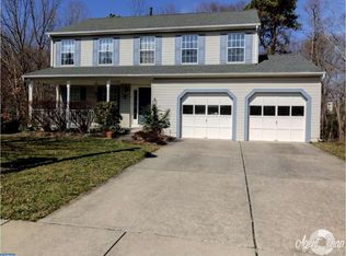 7 Chesterwood Pl, Sicklerville, NJ 08081
