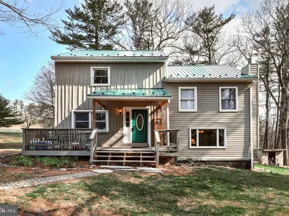 1657 Buchanan Valley Rd, Orrtanna, PA 17353