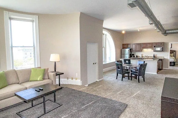 William Brown Lofts — Photo 8