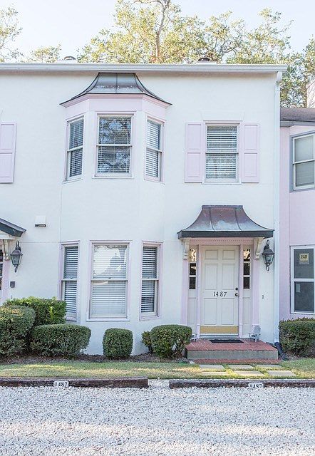 1st image of 1487 Wood Ave