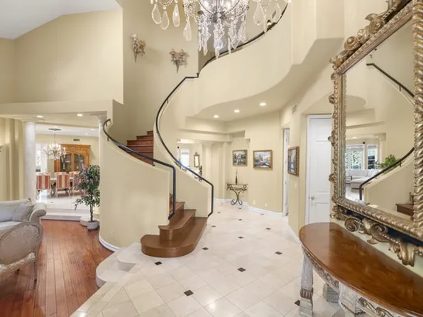 14057 Valley Vista Blvd, Sherman Oaks, CA 91423