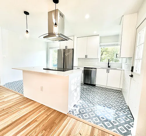 3300 Tom Green St Photo 1
