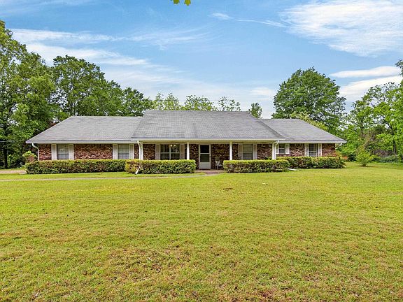 3rd image of 2655 Rodney Martin Rd
