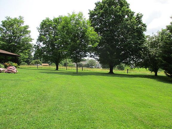 4th image of 186 Sand Valley Ct