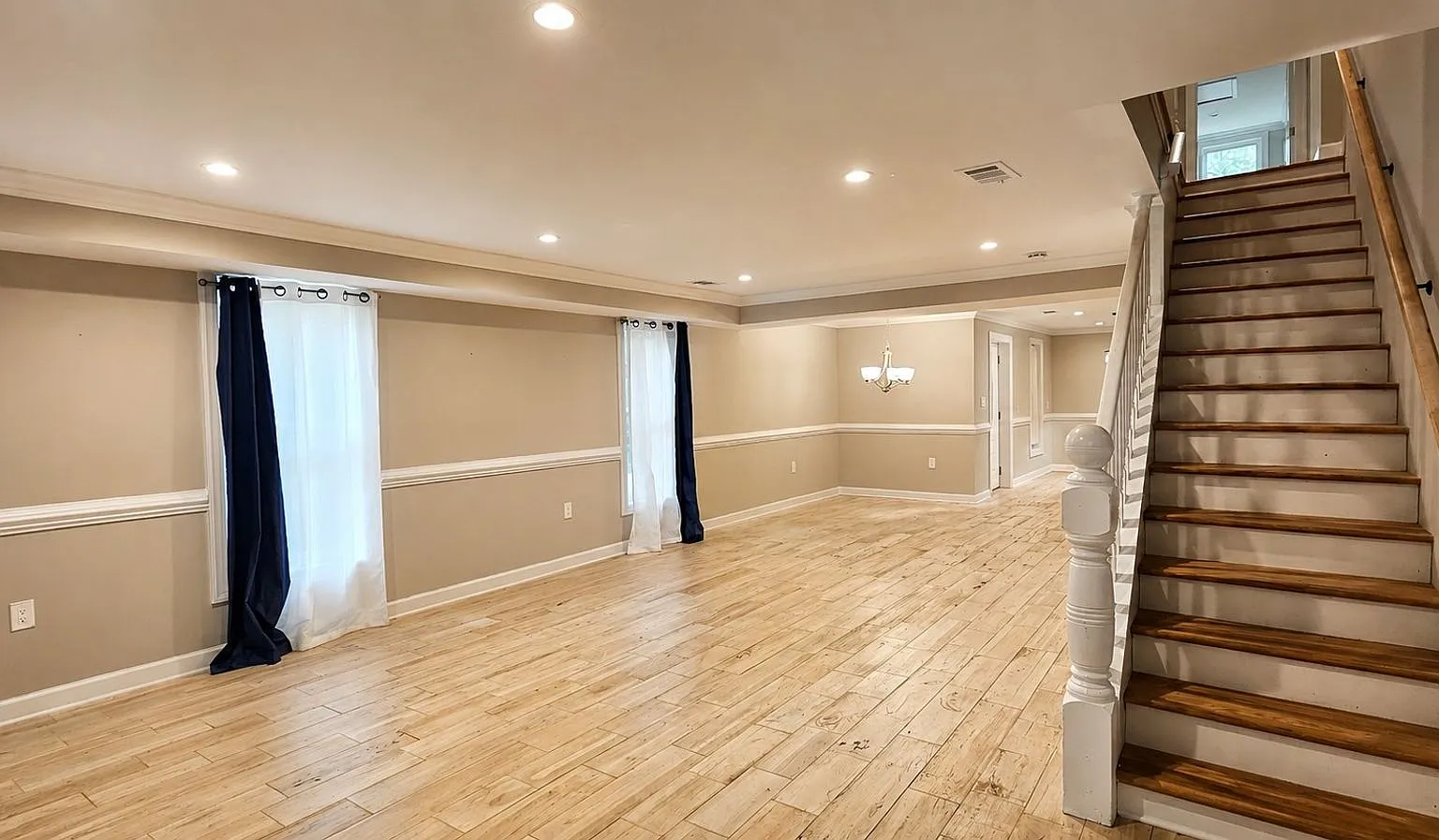Ready for Move-In! 3 Bedroom Home with Open Floor Plan & Large Private Yard — Photo 2