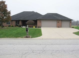 3215 Pine Ridge Dr, Kokomo, IN 46902