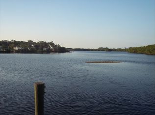 2619 Manatee Harbor Dr, Ruskin, FL 33570