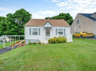 156 Kingsley Ave, Kingsport, TN 37660