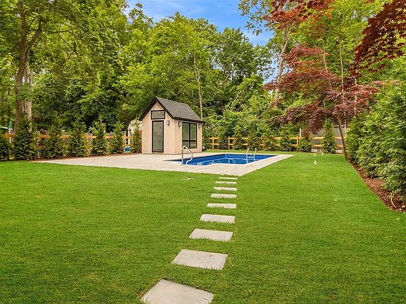 2nd image of 135 Dogwood Lane Ext