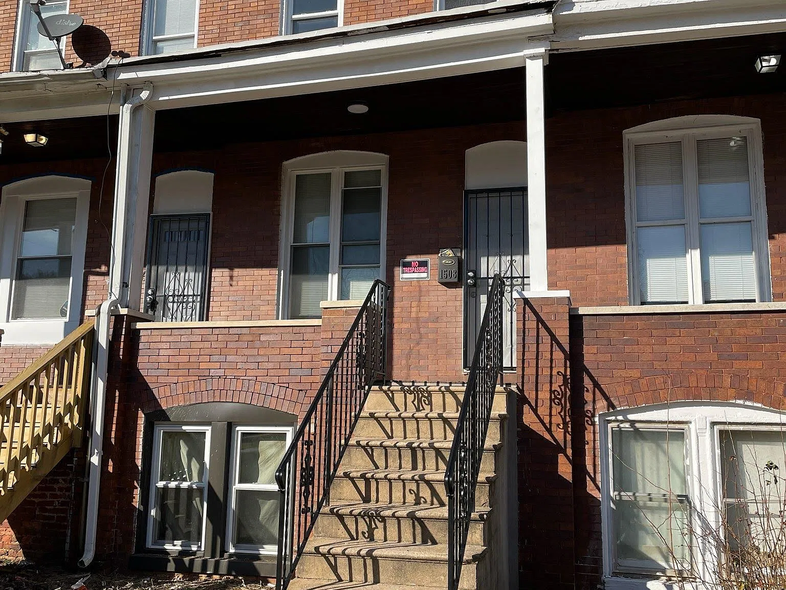 3 bed, $1,650 — Photo 1